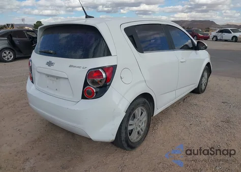 2014 Chevrolet Sonic Lt Auto z USA, uszkodzony, nr VIN 1G1JC6SH1E4239955